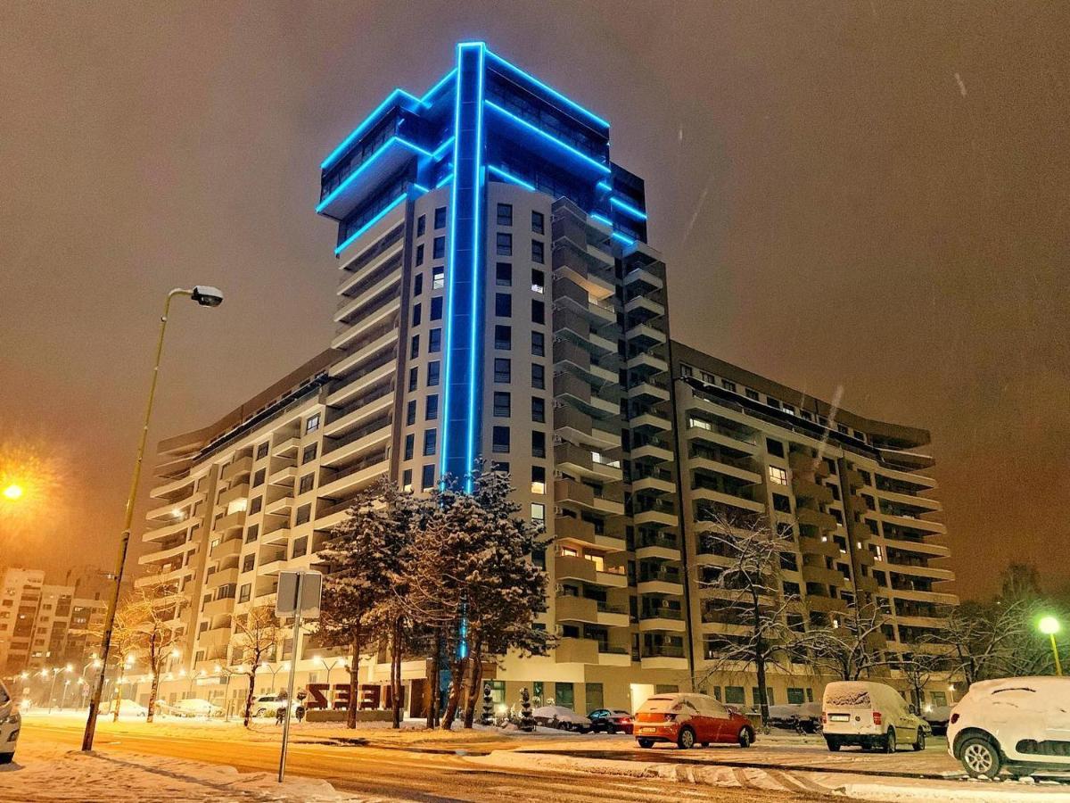 Ferienwohnung City Heez Apartman Tuzla Exterior foto