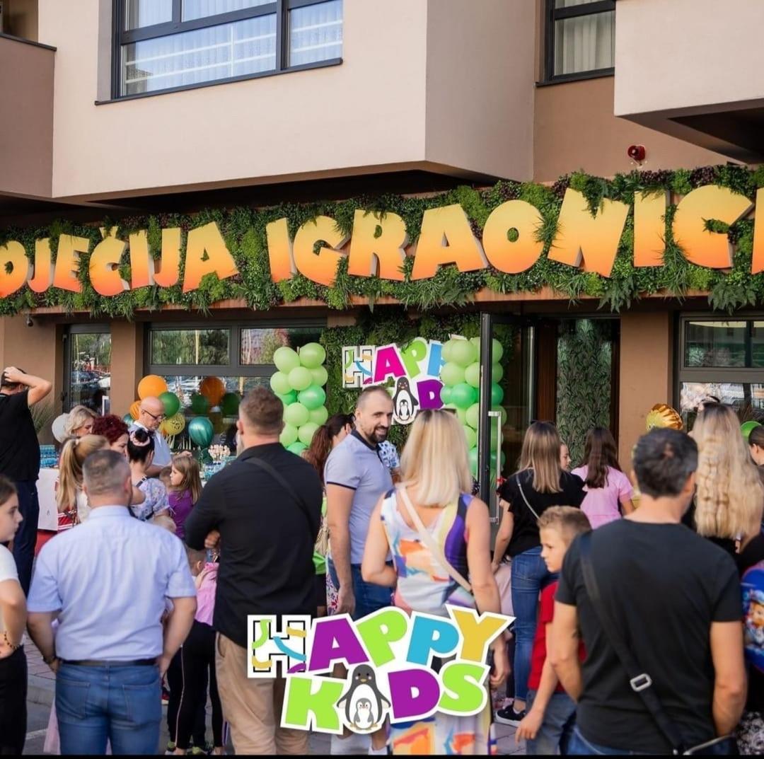 Ferienwohnung City Heez Apartman Tuzla Exterior foto